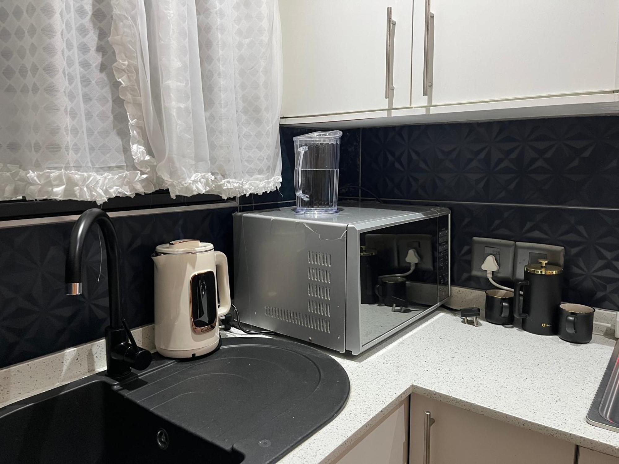 אידנווייל The Benjamin Accomodation מראה חיצוני תמונה